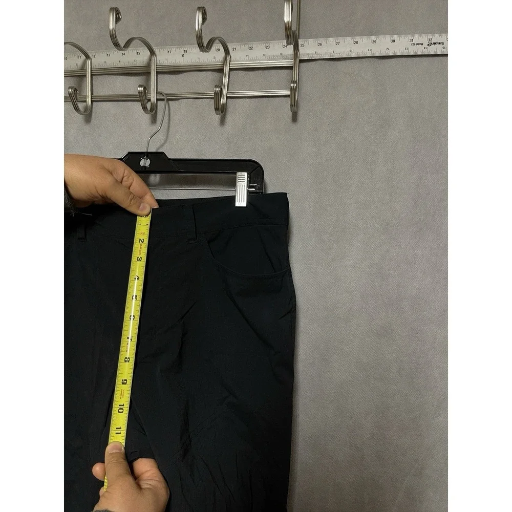 Mountain Hardwear Pants Men 34x30 Black Wildlands Cargo Softshell Ripstop OM4953
